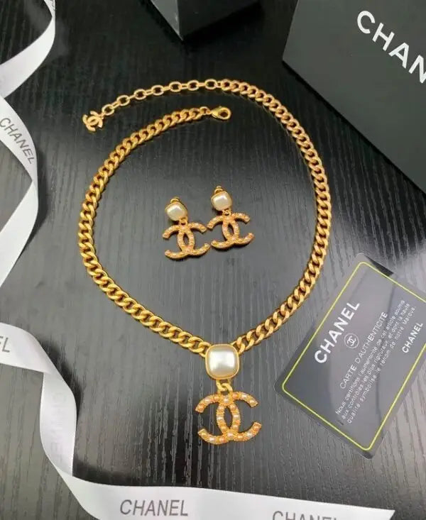 Chanel Jewelry | Vintage Alhambra Diamond Jewelry Set Yellow Gold