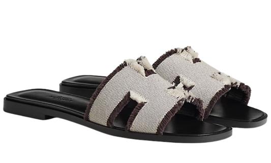 Hermes Slipper | Oran Prunoir