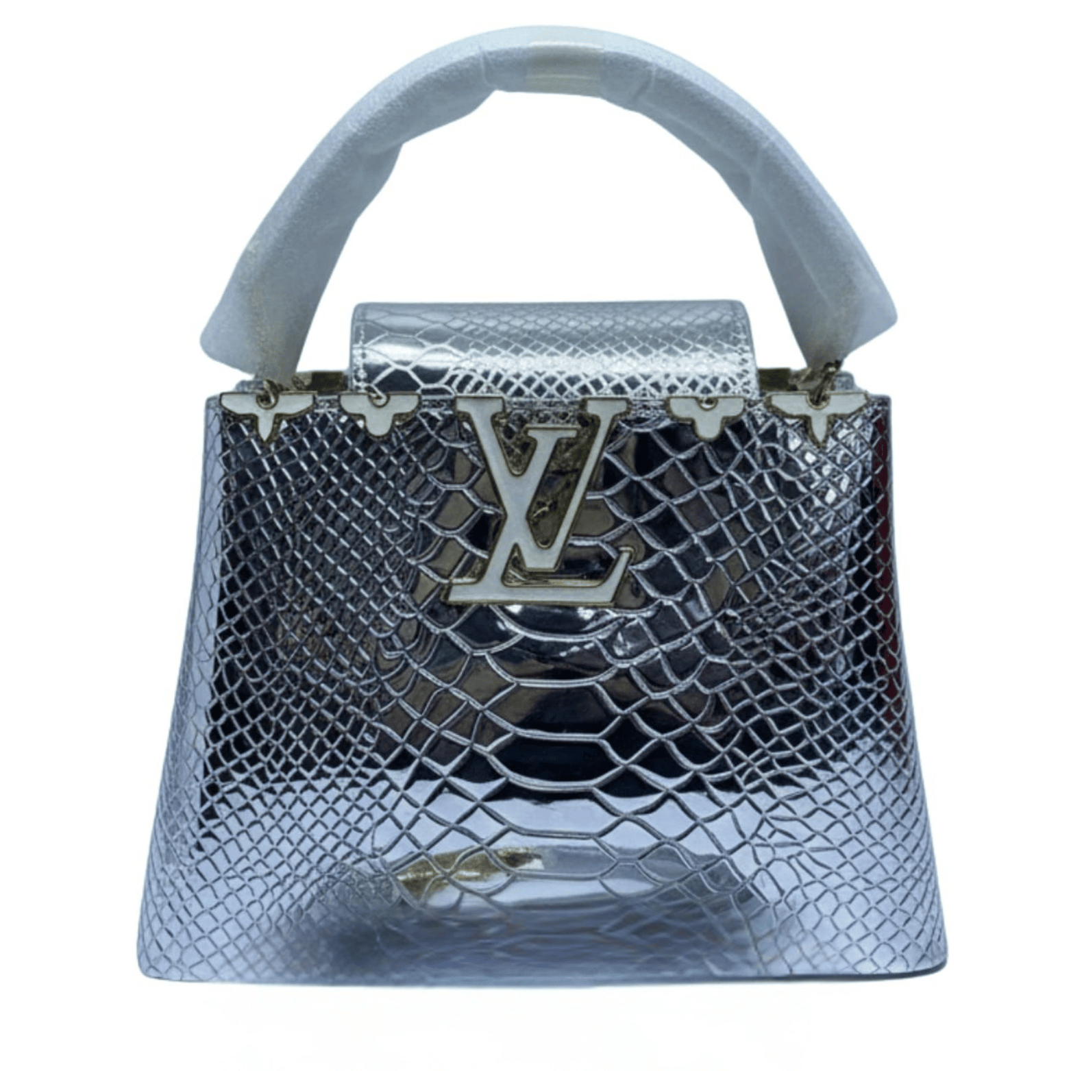 Louis Vuitton Bag | Capucines Bag Metallic Silver