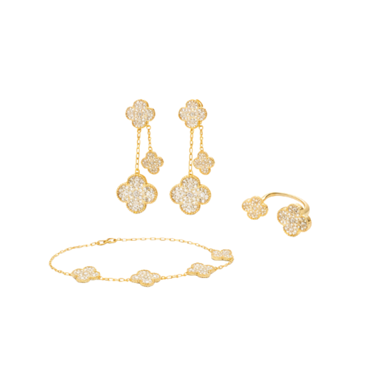 Van Cleef & Arpels Jewelry | Diamond Clover Necklace Earrings Bracelet Ring Set