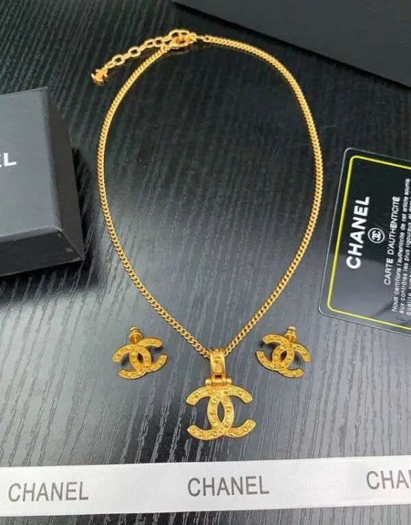 Chanel Jewelry | Vintage Alhambra Diamond Jewelry Set Yellow Gold
