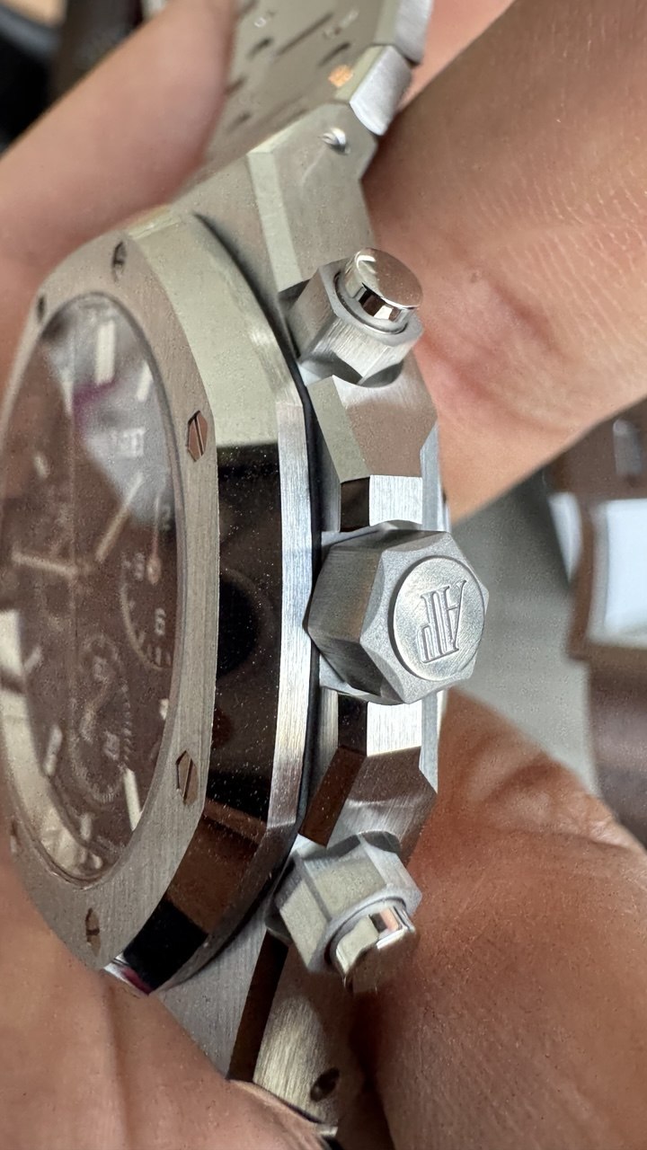 Audemars Piguet | Royal Oak Chronograph Anniversary - Free & Fast UAE Shipping