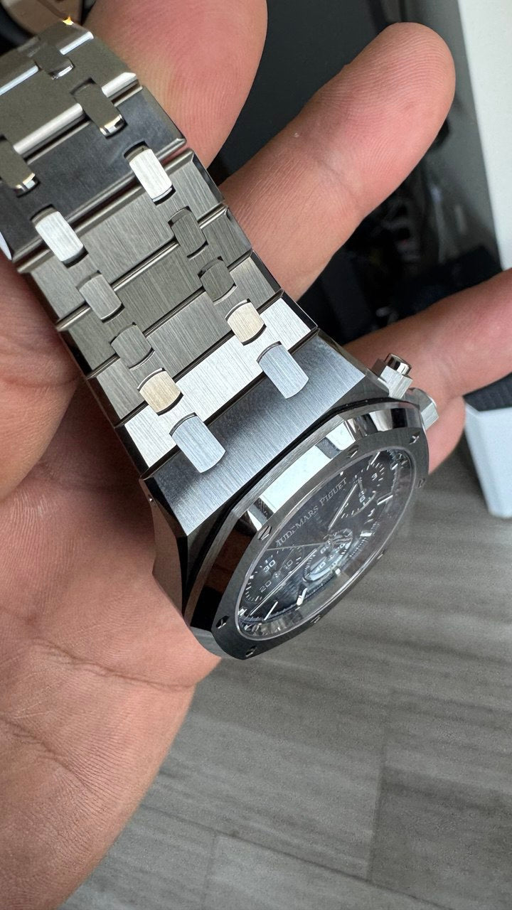 Audemars Piguet | Royal Oak Chronograph Anniversary - Free & Fast UAE Shipping